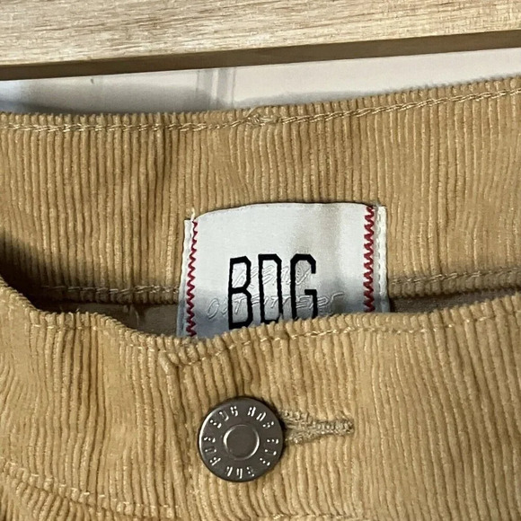 NWT Urban Outfitters BDG Pegged Cowboy  Tan Corduroy Pants Womens 31 - Picture 7 of 10